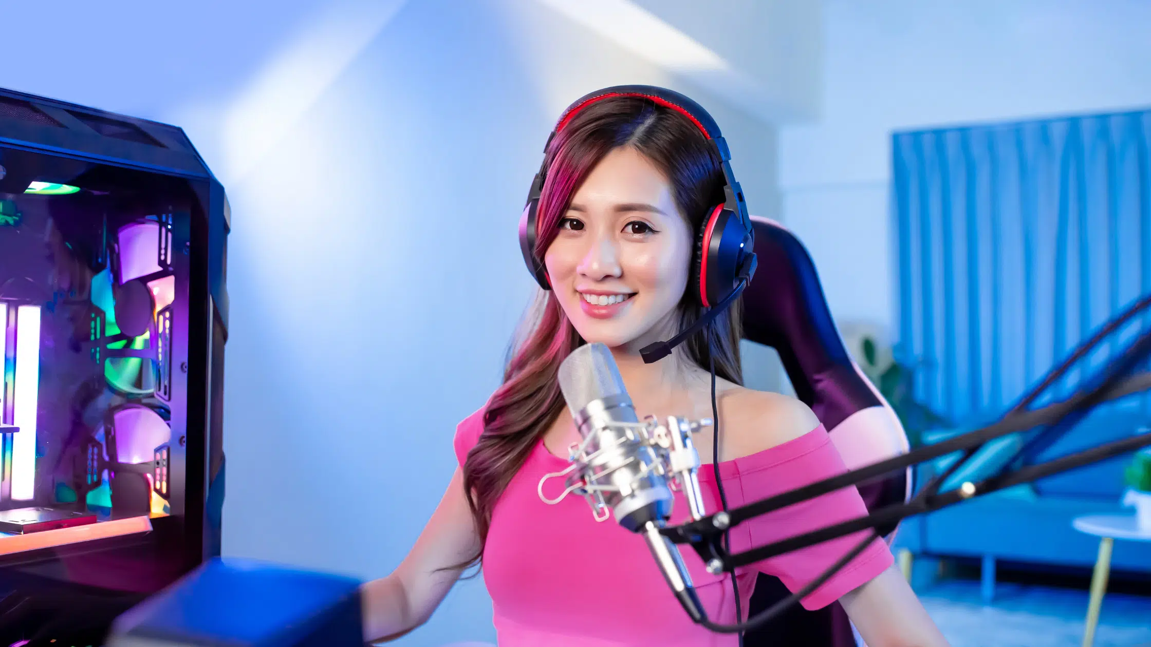 Climbing to the Top: Top Female Streamers on Twitch